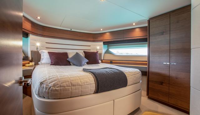 Pieces of Eight yacht for sale 43