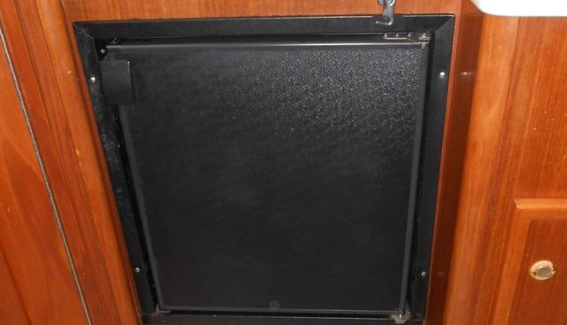 Beer Money yacht for sale 10