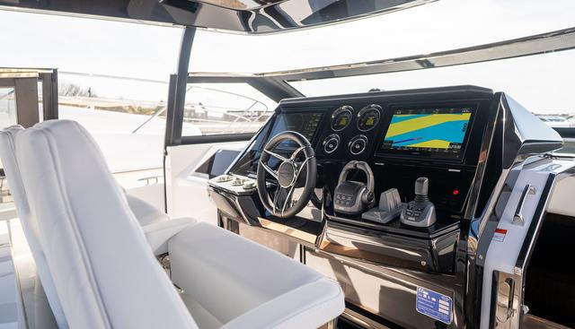 7522555 yacht for sale 17