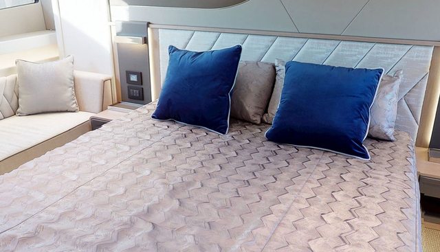 WOW WEE yacht for sale 3