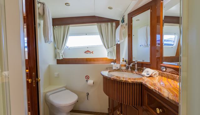 STELLA FIERA yacht for sale 27