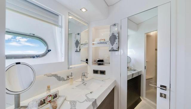 VALIANT yacht for sale 30