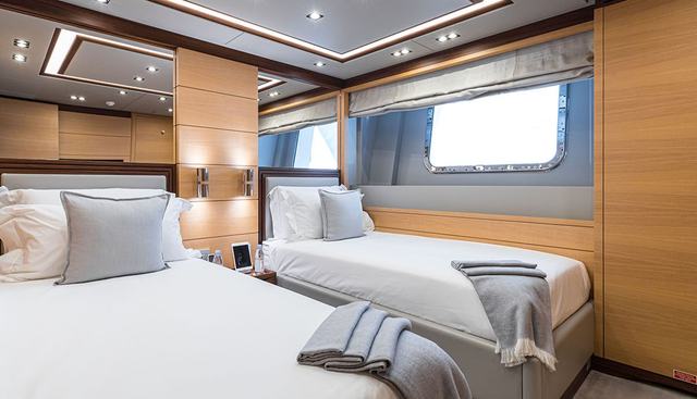 BOMBAY yacht for sale 20