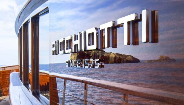 PICCHIOTTI 24 yacht for sale 13