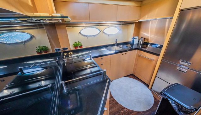 Gitana II yacht for sale 34