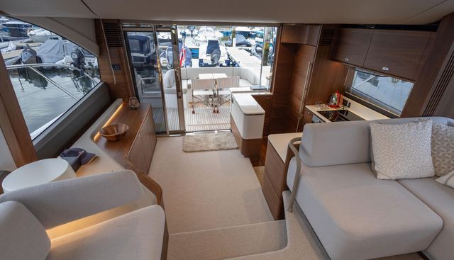 Tricky III yacht for sale 15
