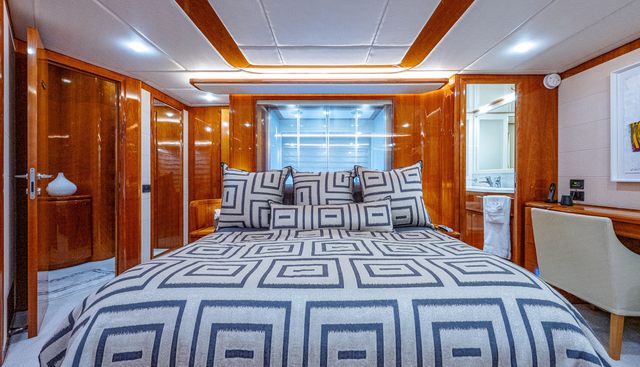 La Bella Vita yacht for sale 29