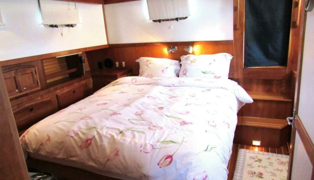 CANDY O yacht for sale 17
