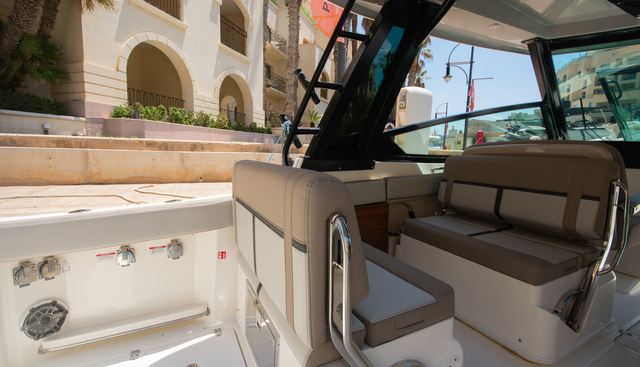 330 yacht for sale 18