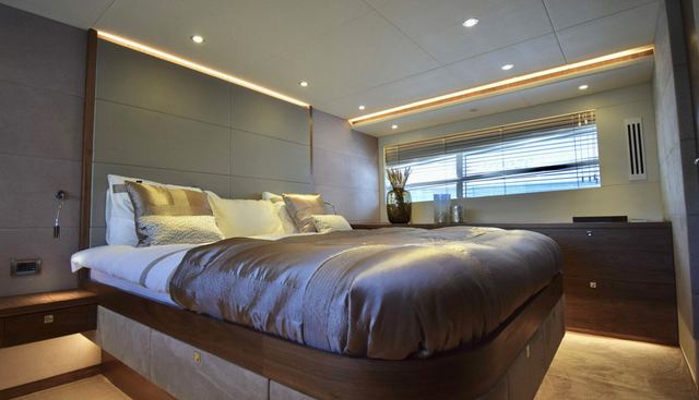 PHANTOM yacht for sale 15