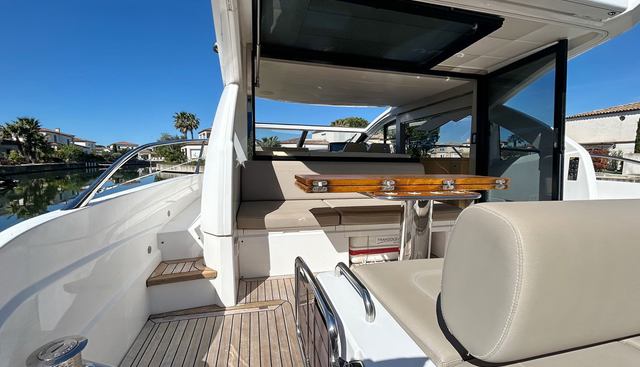 POCO LOCO 4 yacht for sale 9
