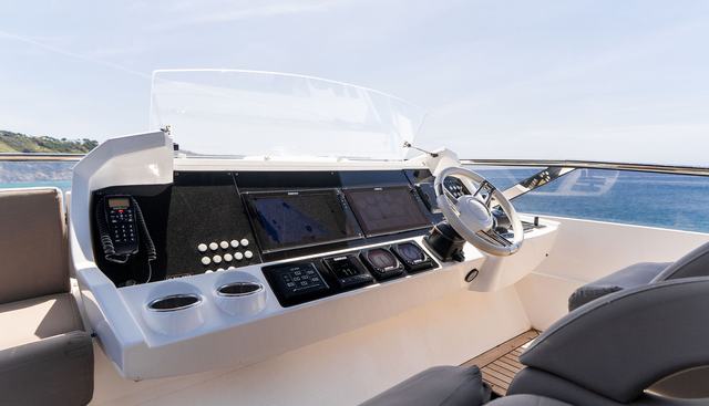 AFTER 8 II yacht for sale 13