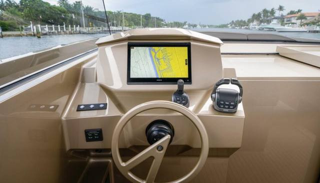 noname yacht for sale 33