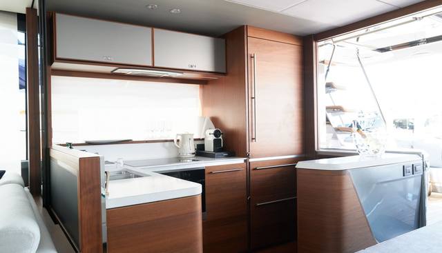 VOLGA yacht for sale 14