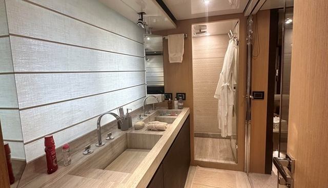SL94 yacht for sale 24