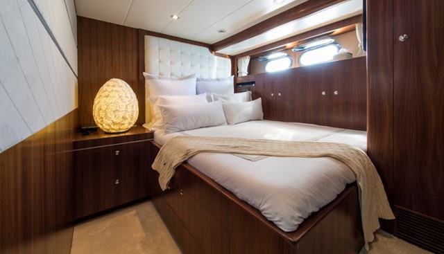 MR & MRS SMITH yacht for sale 32
