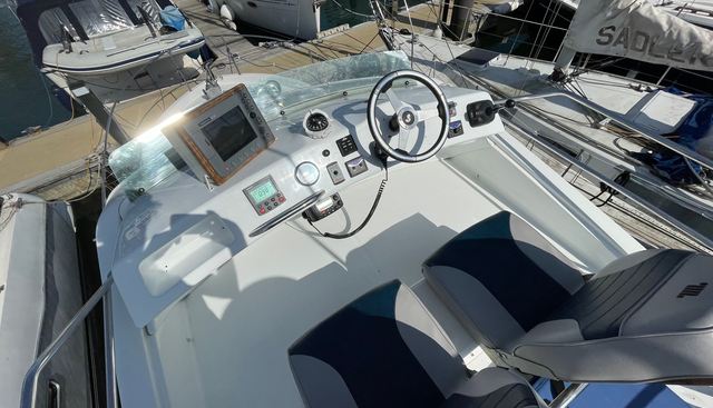 Aquamanda yacht for sale 32