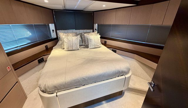 KNOT NAUTI yacht for sale 29