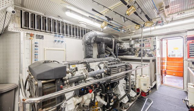 COLETTE yacht for sale 39