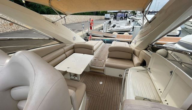 DAISY DEE yacht for sale 9