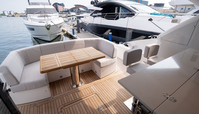 4142455 yacht for sale 18
