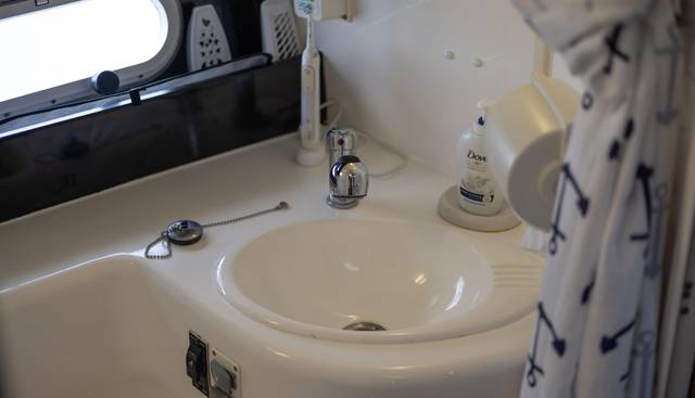 Princess Penny yacht for sale 40
