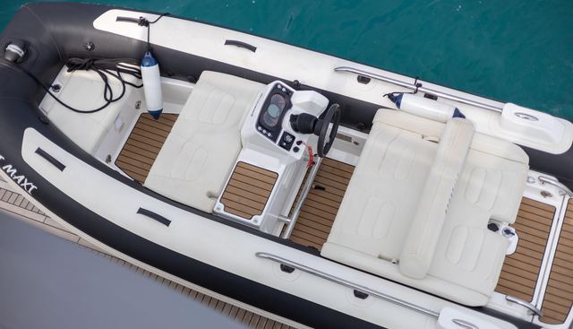 Maxi yacht for sale 40