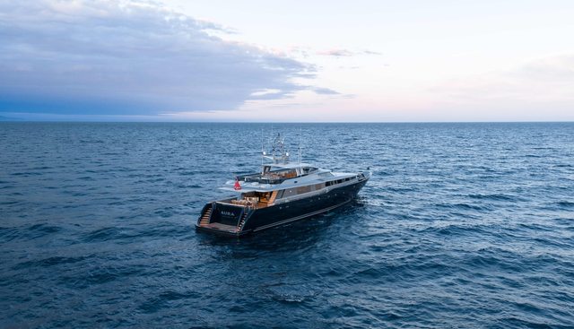 AURA yacht for sale 37