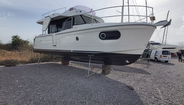 noname yacht for sale 30