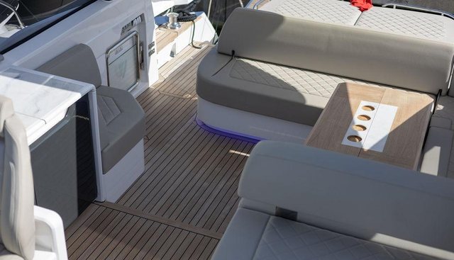 Que Sera Sera yacht for sale 17