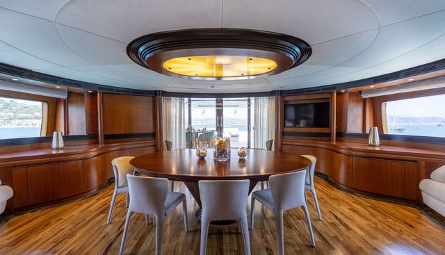 Holiday yacht for sale 15