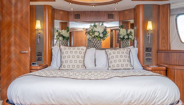 HARRYS GAME yacht for sale 3