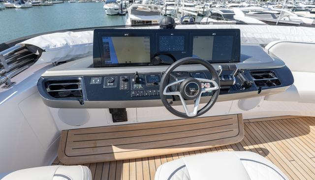 S65532 yacht for sale 10