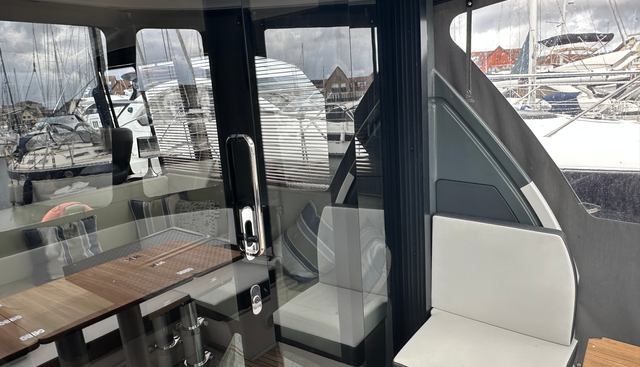 Folly Five yacht for sale 25