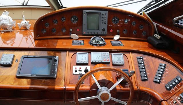 noname yacht for sale 13