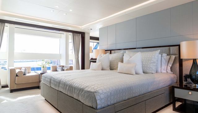 KING POWER yacht for sale 3