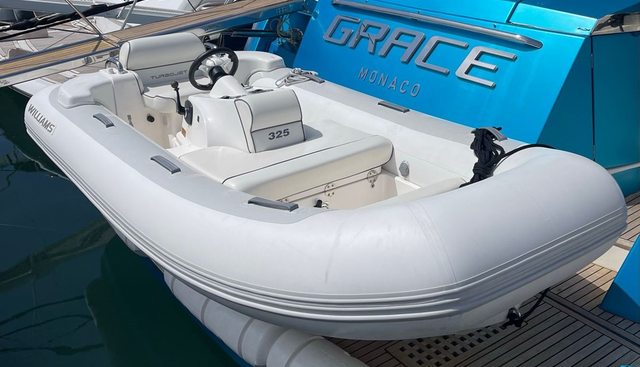 PRESTIGE 620 yacht for sale 57