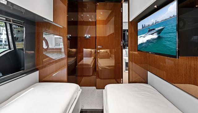 CLUB T yacht for sale 50