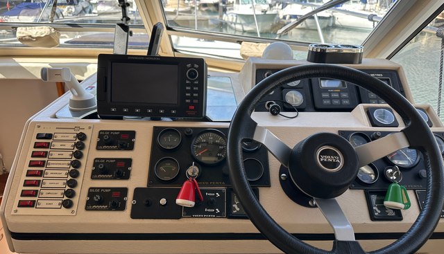 Crystal Blue yacht for sale 22