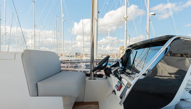 noname yacht for sale 24