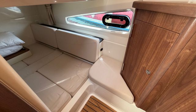 noname yacht for sale 35