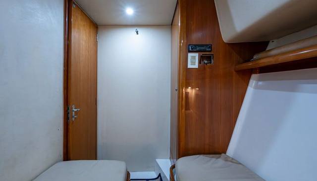 VET BILLZ yacht for sale 30