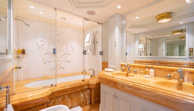 MOSAIQUE yacht for sale 13