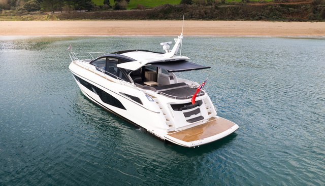 STINGRAY yacht for sale 13