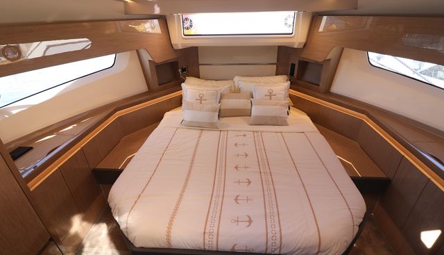 SEALINE yacht for sale 17