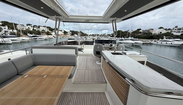 noname yacht for sale 9