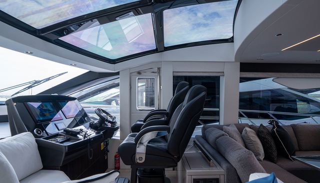 1292575 yacht for sale 20