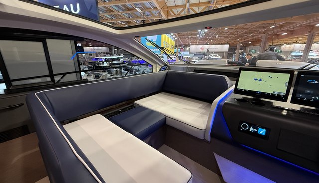 noname yacht for sale 9