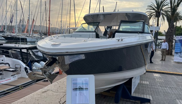 LS6 yacht for sale 3