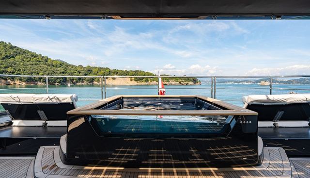 PETITE BELLE yacht for sale 3